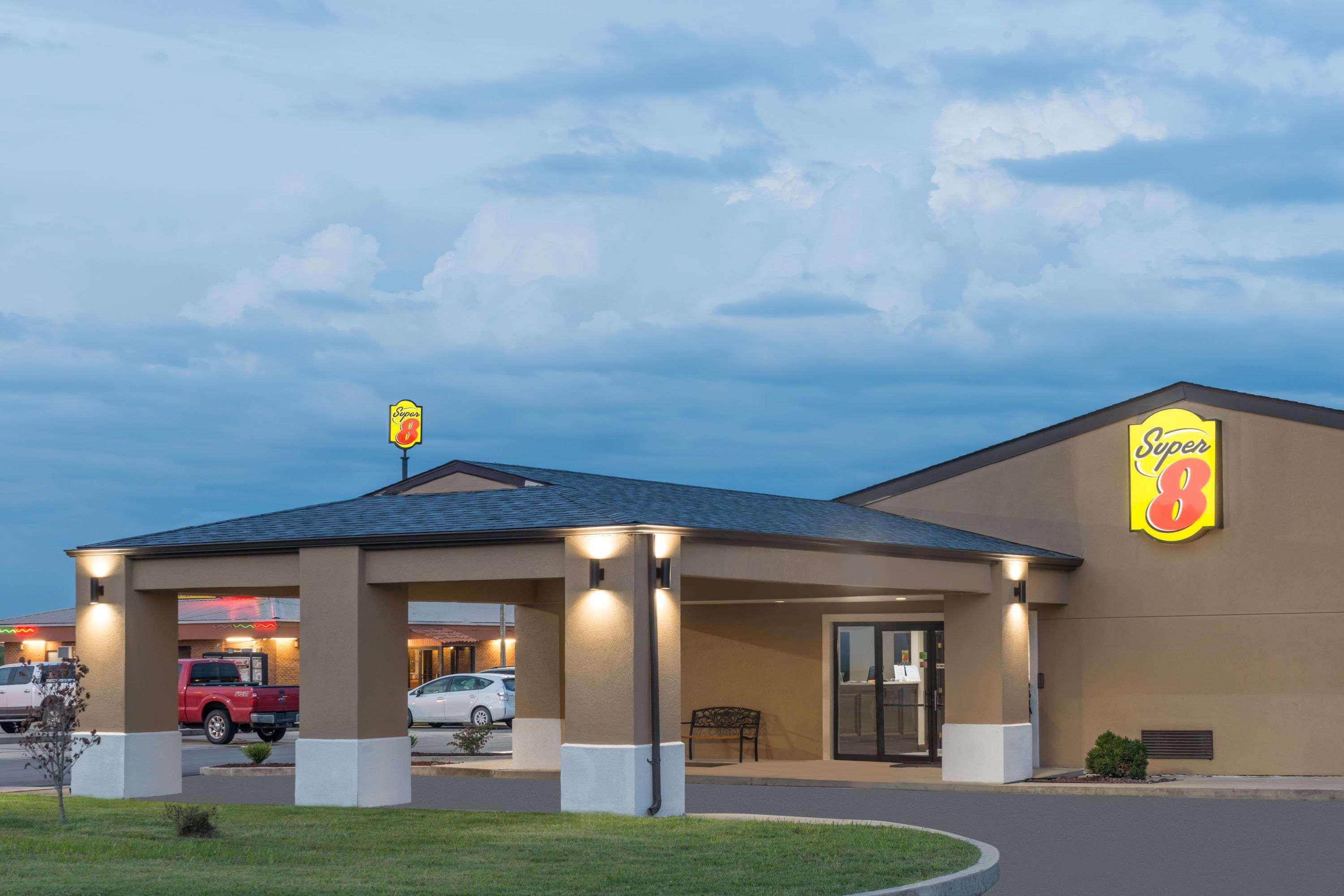 Motel Super 8 By Wyndham Charleston Sikeston East Mo Exterior foto